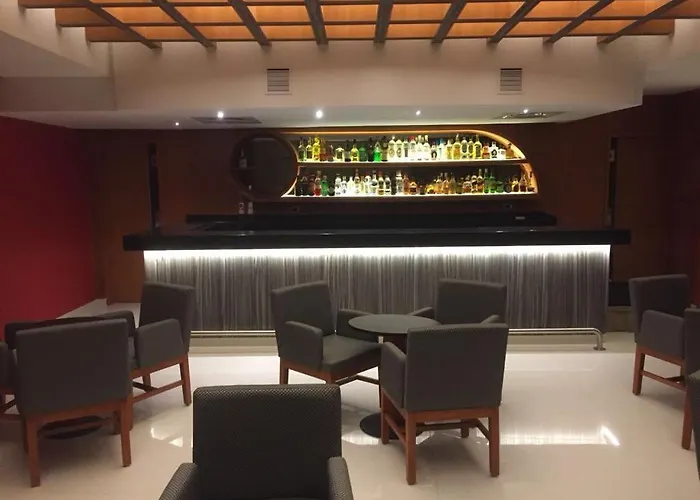 Lisboa Hotel 3*